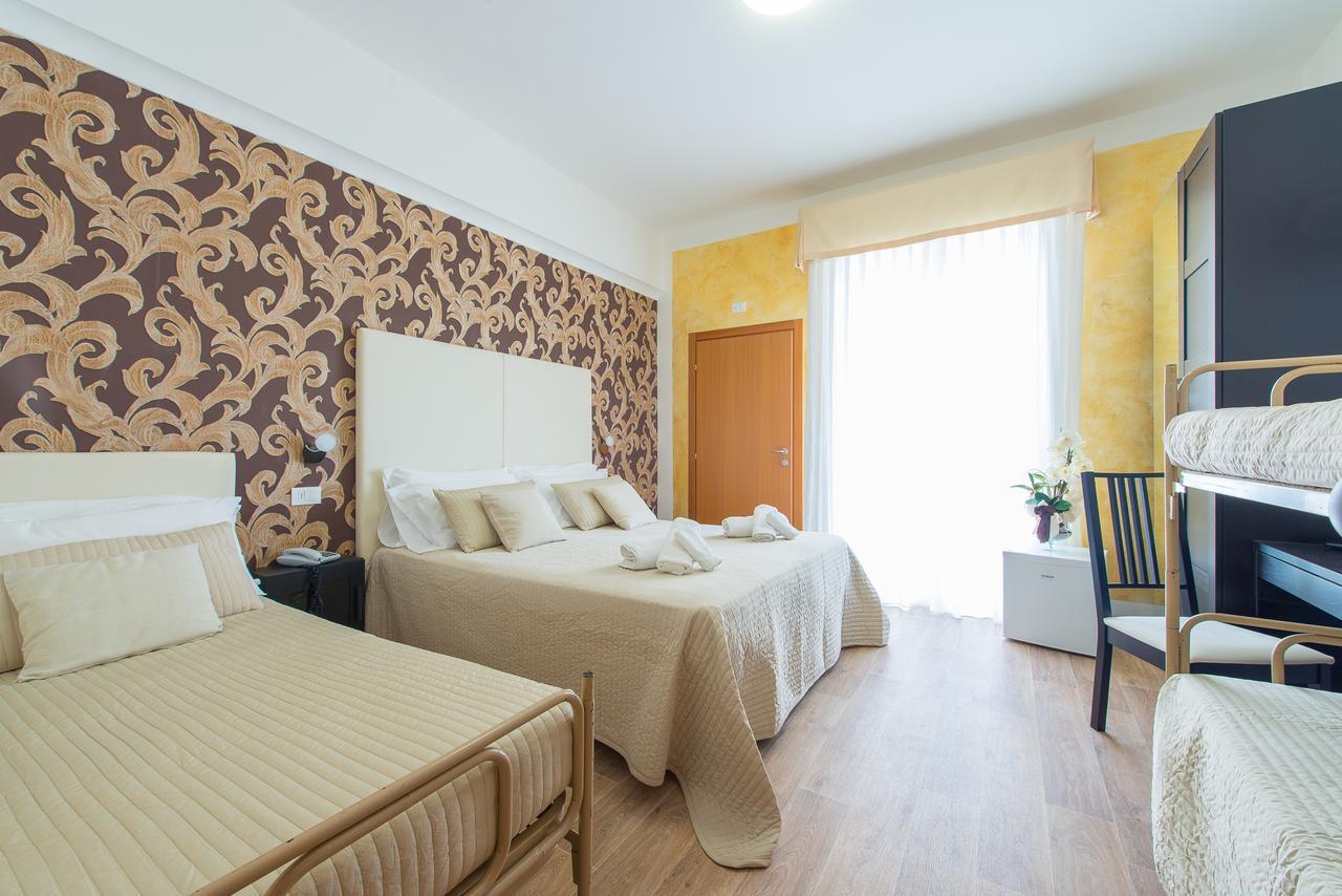 Hotel Galassia Rimini Exterior foto